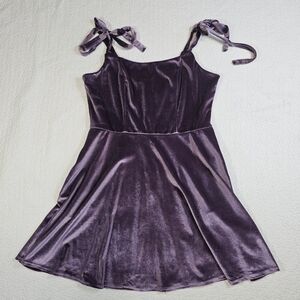 NWT Francesca’s Purple Tie Strap Velvet Babydoll Dress